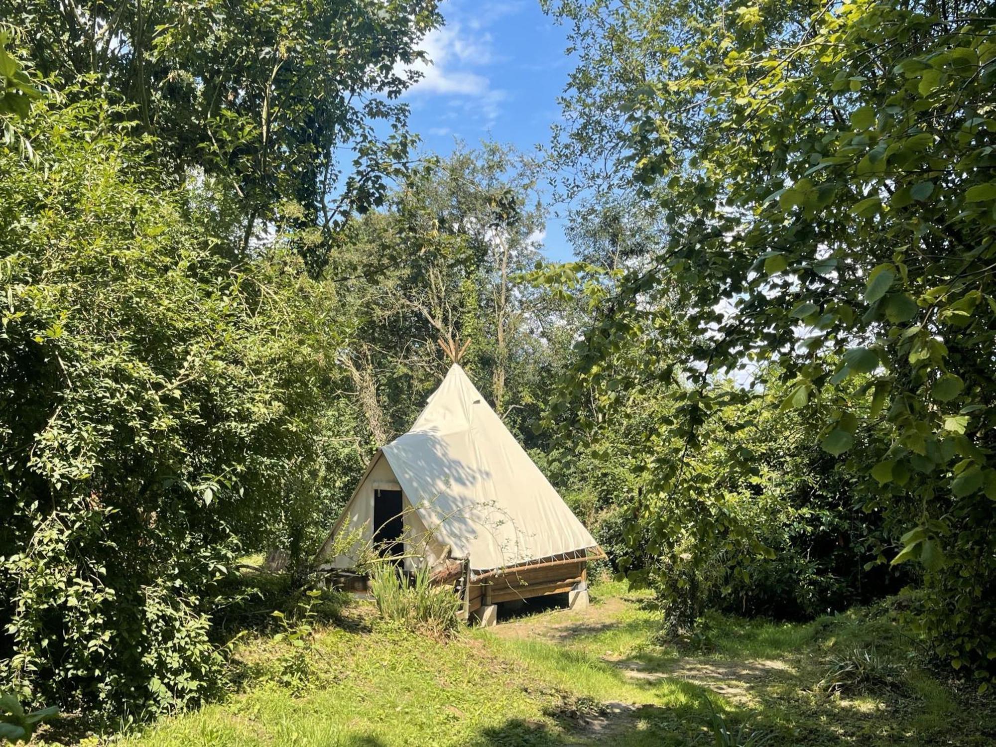 Au Bonheur Nomade 호텔 Livry  외부 사진